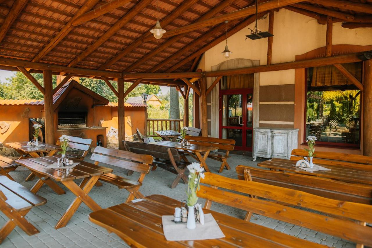 Kasztelan Hotel Krosno Bagian luar foto